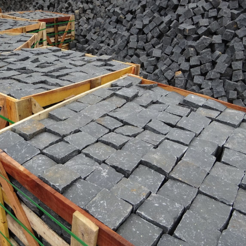  We specialize in Vietnam Basalt, including Quy Nhon Basalt, Dark Grey Granite, and Bluestone